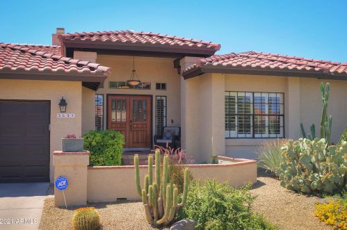 5651 Claire Dr, Scottsdale, AZ 85254-2457
