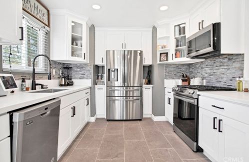 15733 Topango Rd, Victorville CA  92394-1372 exterior