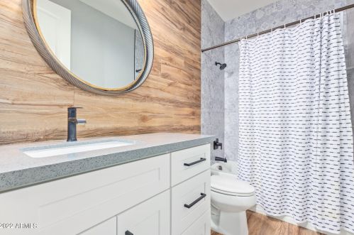 3683 Comstock Dr, Gilbert AZ 85296-1899 exterior