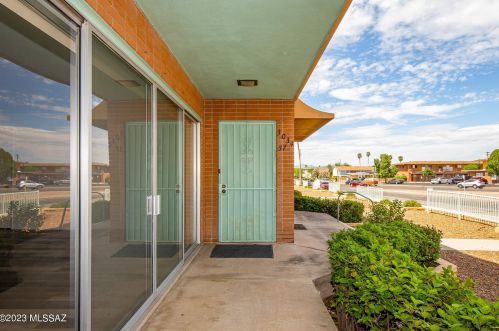 3034 6th St, Tucson AZ  85716-4846 exterior