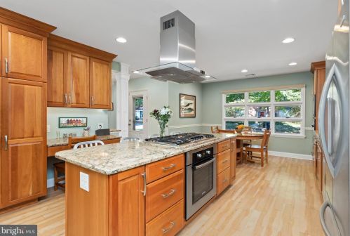 300 28th St, Camp Hill PA  17011-2801 exterior