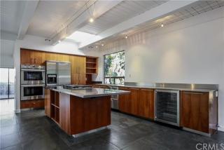 2417 Oak Ave, Manhattan Beach CA  90266-2824 exterior
