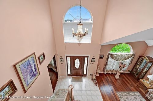 451 Meadowood Rd, Jackson Twp, NJ 08527-1183