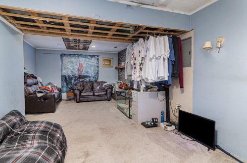 6642 Highridge Ave, Florence KY  41042-1319 exterior