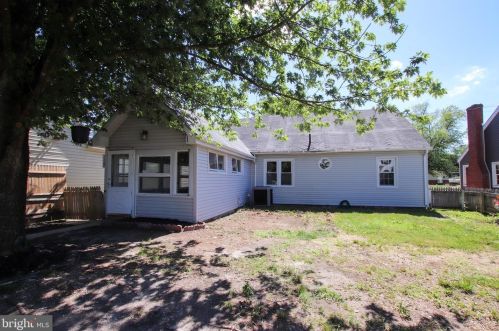 205 Bradford St, Seaford DE  19973-3205 exterior