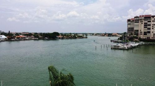 9805 Harrell Ave, Saint Petersburg FL  33706-3223 exterior