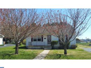 102 10th St, Slaughter Beach, DE 19963-1361