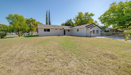 3830 Lynhurst Way, North Highlands, CA 95660-5618