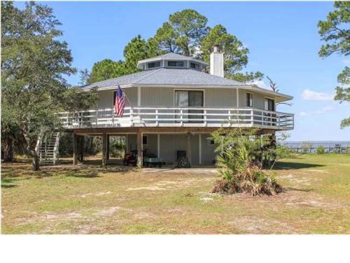 391 Bay Dr, Saint George Island, FL 32328-3467
