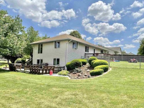 514 Wagner Dr, Clinton, WI 53525-9133