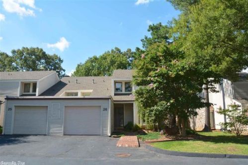 26 Fairway Woods Cir, North Little Rock, AR 72113-6443