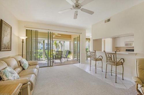 76 4th St, Bonita Springs, FL 34134-7364
