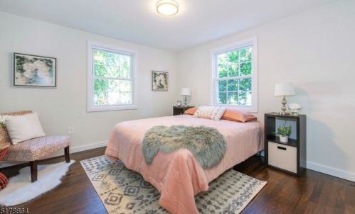 1058 Mayfair Dr, Rahway NJ  07065-1909 exterior