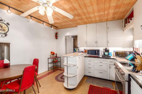 9314 87th Ave, Peoria AZ 85381-3600 exterior