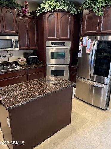 9024 Forest Grove Ave, Tolleson, AZ 85353-8647