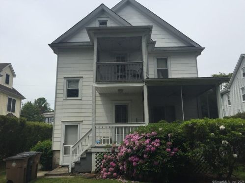 41 Mayflower Ave, Stamford CT  06906-1918 exterior