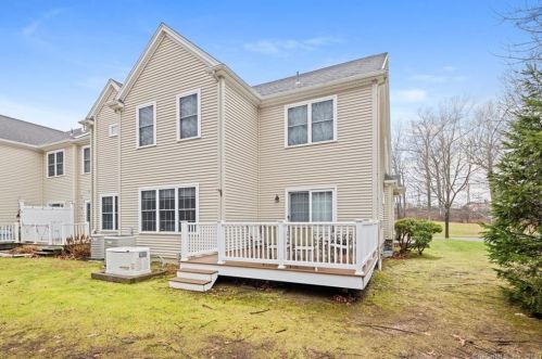 2 Brookview Cir, Bristol CT  06010-1602 exterior