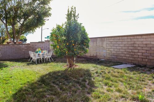 10370 Bel Air Dr, Beaumont CA  92223-5580 exterior
