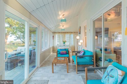 399 Bay Ave, Slaughter Beach DE  19963-4910 exterior