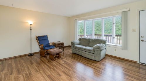 473 475, Valpo IN  46385-9238 exterior