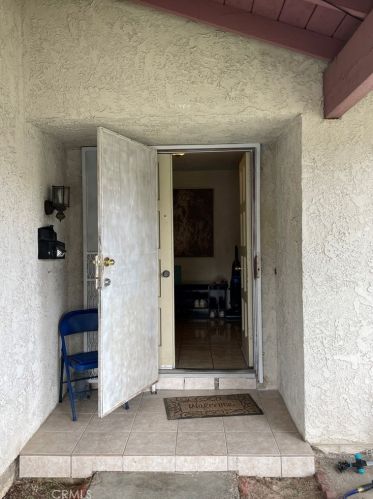 20218 Tillman Ave, Long Beach, CA 90746-3067
