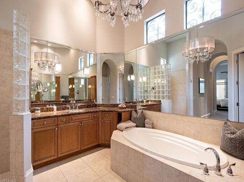 18081 Lagos Way, Naples FL 34110-2765 exterior