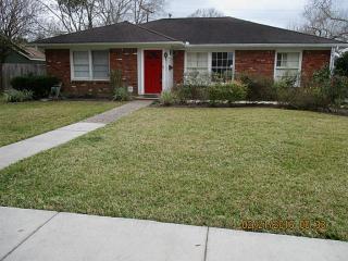 3103 Fairhope St, Houston TX  77025-3228 exterior