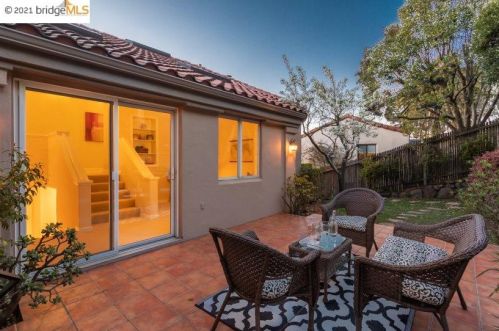 5525 Balboa Dr, Oakland CA 94611-2313 exterior