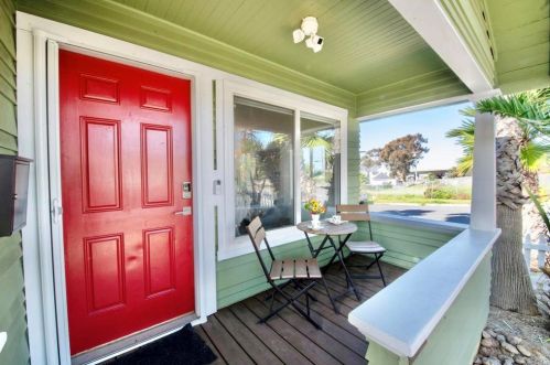 621 Horne St, Oceanside CA  92054-2418 exterior