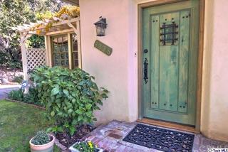 3128 Mt Curv Ave, Altadena CA  91001-1706 exterior