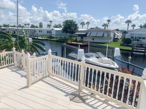 17671 Peppard Dr, Fort Myers Beach FL  33931-7144 exterior