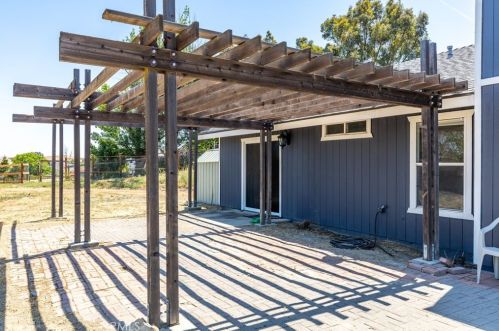 8255 Settlers Pl, Lake Nacimiento CA  93446-8364 exterior