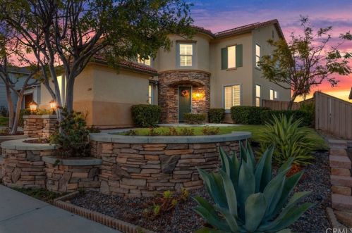 31900 Birchwood Dr, Lake Elsinore, CA 92532-2622