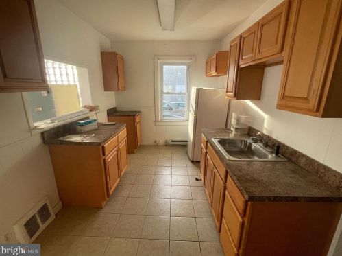 345 1st Ave, Parkesburg, PA 19365-1201