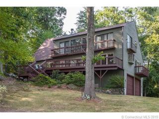329 Amity Rd, New Haven CT  06524-3434 exterior