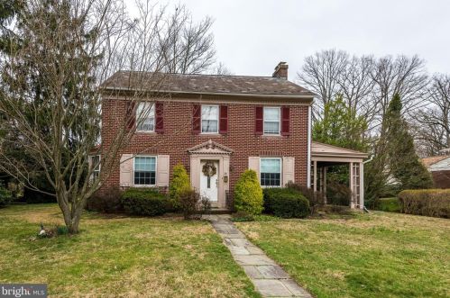 23 Church Rd, Lansdale, PA 19446-2818