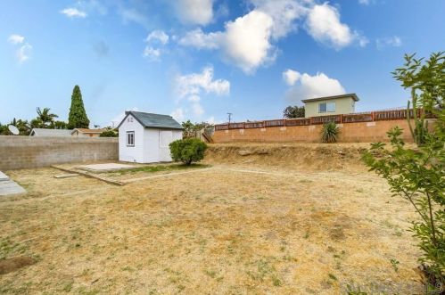 303 Kenton Ave, National City CA  91950-2148 exterior