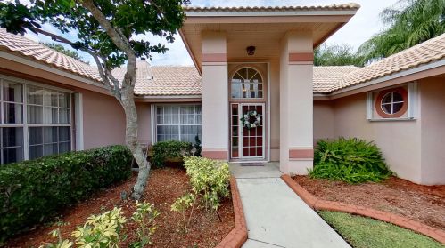 1330 Briarwood Dr, Fort Pierce, FL 34986-2304