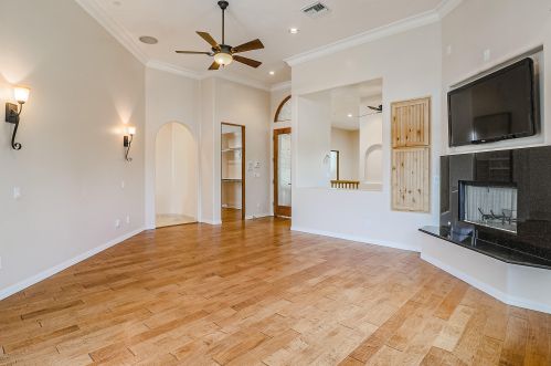 3833 67 Ave, Phoenix AZ 85033 exterior