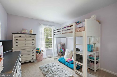 106 Longfields Way, Downingtown PA  19335-4486 exterior