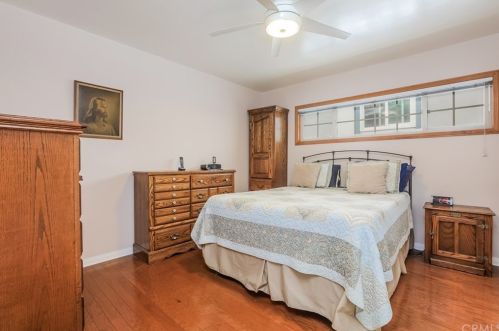 575 27th St, Manhattan Beach CA  90266-2209 exterior