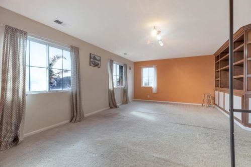 750 Joshua Dr, Hollister CA  95023-5671 exterior