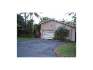 13585 116th Ter, Miami, FL 33186-4440