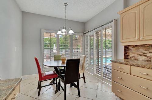 7883 Villa Nova Dr, Boca Raton, FL 33433-1028
