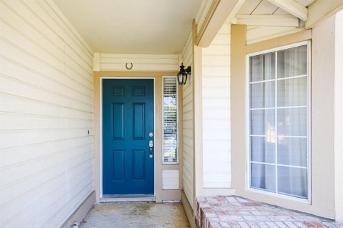 700 Raven Dr, Vacaville, CA 95687-7257