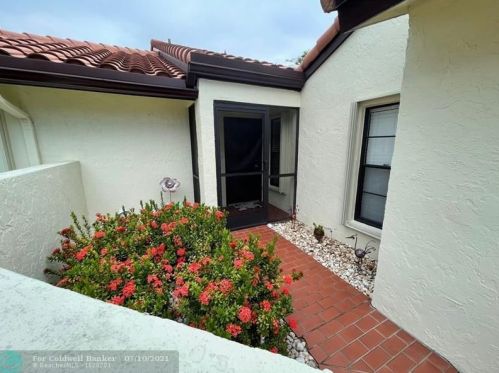 5439 Palm Springs Ln, Boynton Beach, FL 33437-2236