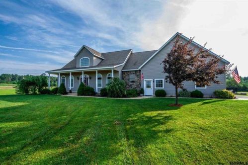 186 Delevan Rd, Braman Corners, NY 12053-4600