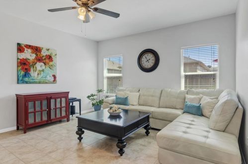 2041 Mottey St, Georgetown TX  78626-7646 exterior