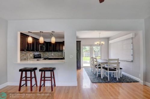 122 11th Ave, Boynton Beach, FL 33435-6022