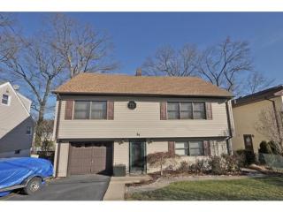 54 Maplewood Ave, Wayne NJ  07470-5131 exterior
